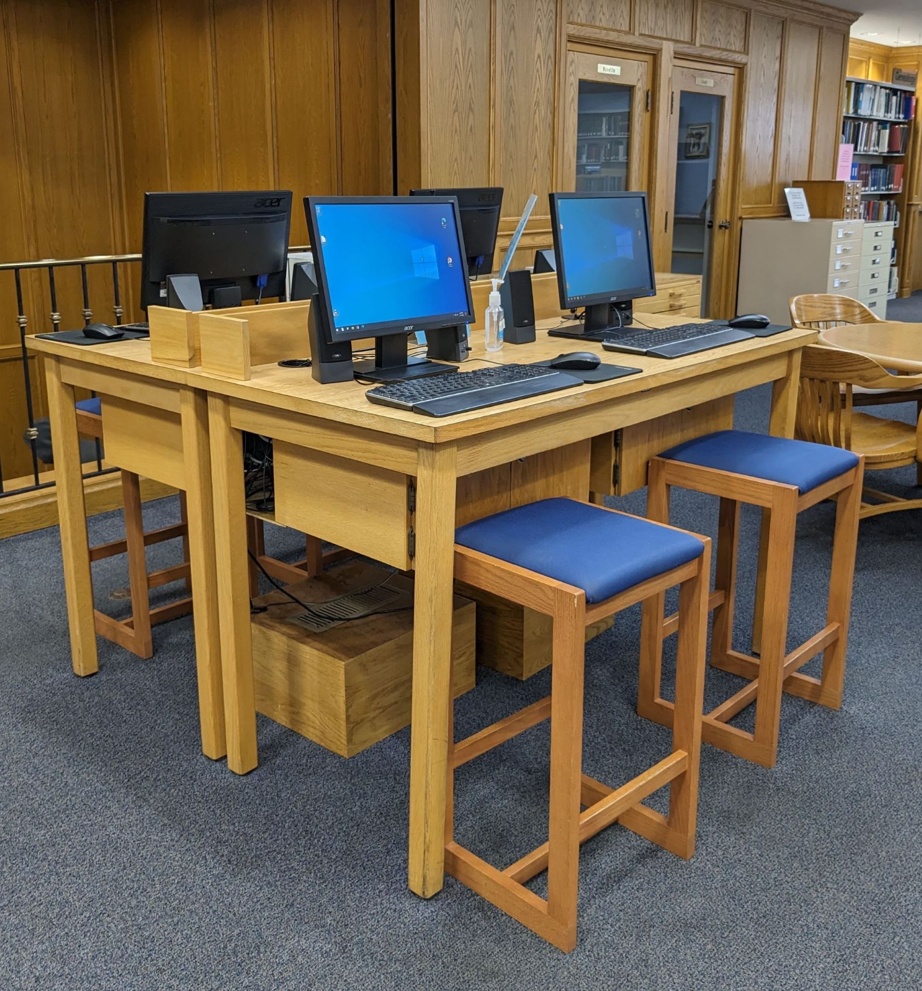 picture of 4 computer workstations